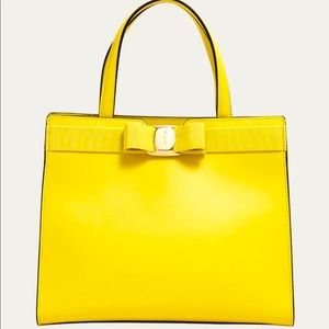 💛SALVATORE FERRAGAMO VARA BOWTOP HANDBAG💛